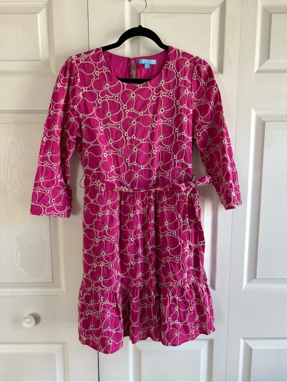 Sold - Picture 1 of 11